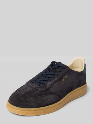 Sneakersy z detalem z logo z efektem metalicznym model ‘Cuzmo’ Gant