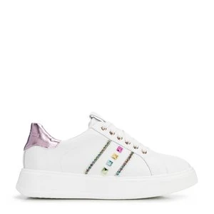 Sneakersy z imitacji skóry z ozdobami biało - różowe Wittchen