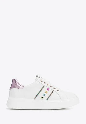 Sneakersy z imitacji skóry z ozdobami biało - różowe Wittchen