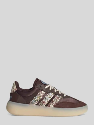 Sneakersy z kwiatową taśmą z logo model 'BARREDA DECODE' Adidas Bordowy