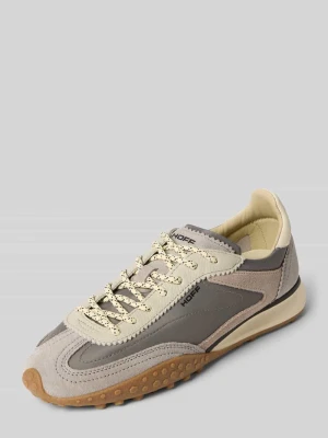 Sneakersy z mieszanka skóry z detal z logo model 'Bridge' HOFF Jasnoszary
