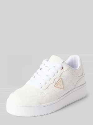 Sneakersy z naszywką z logo i wytłoczeniem model 'MIRAM6' Guess