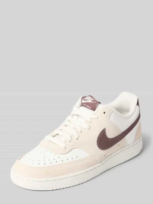 Sneakersy z naszywką z logo Nike Beżowy
