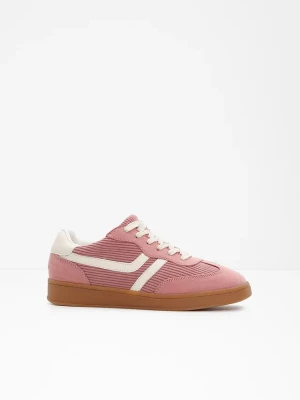 Sneakersy ze sztruksowymi detalami BonPrix fioletowy