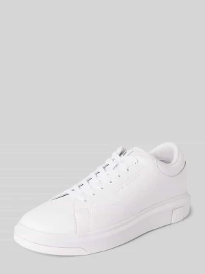 Zdjęcie produktu Sneakery sznurowane z detalami z logo Armani Exchange