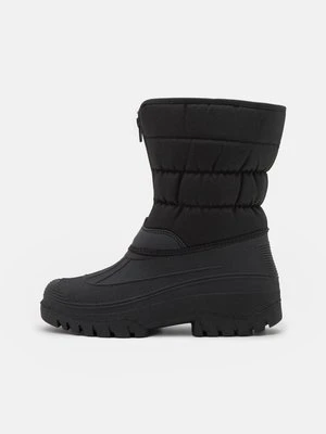 Śniegowce Anna Field