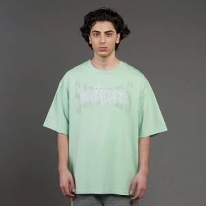 Snipes Studs Oversized Tee