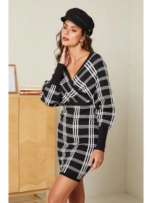 Soft Cashmere Sukienka w kolorze czarno-białym rozmiar: 34/36