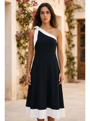 SOULSHAE Sukienka w kolorze czarnym rozmiar: XXL / 3XL