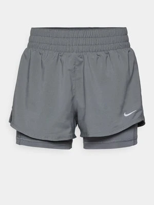 Spodenki 2 w 1 Nike Performance