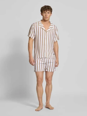 Spodenki kąpielowe o kroju relaxed fit z naszywką z logo model ‘Piranha’ Boss