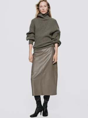 Spódnica Midi O Fasonie Tubowym Ze Skóry − Limited Edition - Szarobrązowy - Massimo Dutti - Female