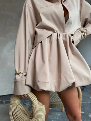 Spódnica mini bombka z szeroką gumą AKARI - cappuccino  magmac 