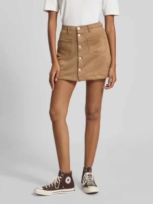 Spódnica mini o dopasowanym kroju z jednorzędową listwą guzikową model ‘AMAZING-STINA’ Only