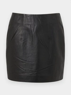 Spódnica mini REMAIN