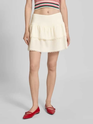 Spódnica mini z efektem stopniowania i koronką REVIEW