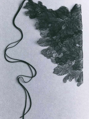 Spódnica-pasek z koronki w kwiatowy wzór PATRIZIA PEPE