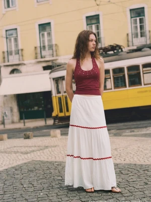 Spódnica z panelami i pofalowanym wykończeniem złamana biel - Dziewczyna - - MANGO TEEN