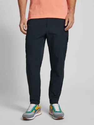 Spodnie cargo o kroju tapered fit z elastycznym pasem model ‘Urbanex’ BOSS Green