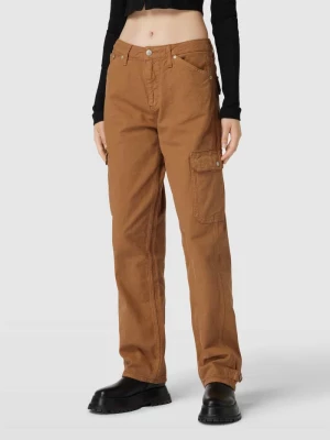 Spodnie cargo o kroju tapered fit z kieszeniami cargo Calvin Klein Jeans