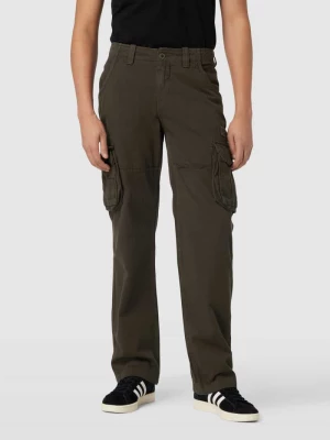 Spodnie cargo o rozkloszowanym kroju z naszywką z logo model ‘JET’ alpha industries