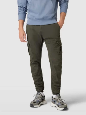 Spodnie sportowe z kieszeniami cargo w jednolitym kolorze Urban Classics