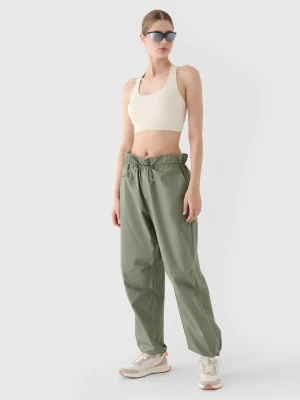 4F Spodnie casual parachute oversize damskie - oliwkowe/khaki S