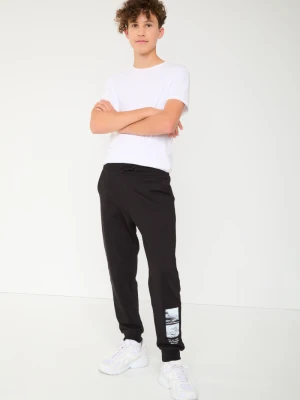Spodnie chłopięce dresowe Reporter