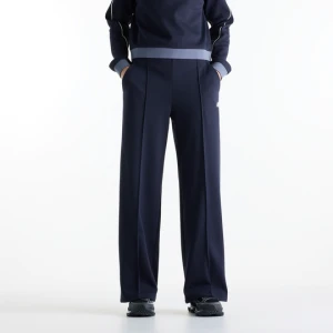 Spodnie damskie New Balance WB6233SEDNT – granatowe