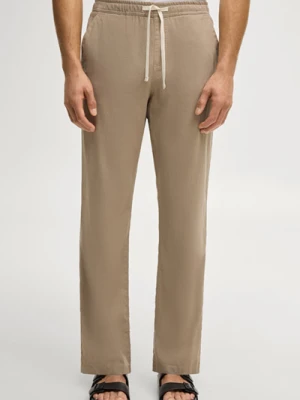 Spodnie do biegania Russell w kolorze beżowym Joop