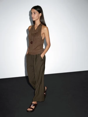 Spodnie Do Kostek Z Szerokimi Nogawkami I Zakładkami - Czekoladowy - - Massimo Dutti - Kobieta