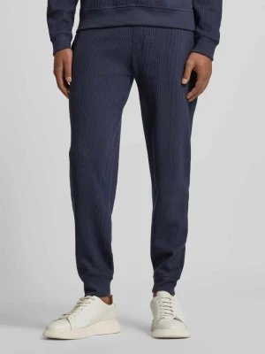 Spodnie dresowe o kroju comfort fit z mieszanki bawełny model ‘STRUCTURE PANTS’ Boss