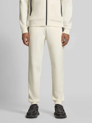 Spodnie dresowe o kroju regular fit z aplikacją logo model ‘Train’ EA7 Emporio Armani