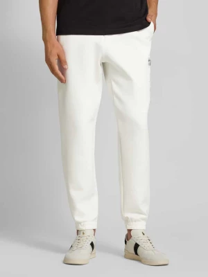 Spodnie dresowe o kroju regular fit z kieszenią cargo Armani Exchange