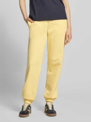 Spodnie dresowe o kroju regular fit z kieszenią z tyłu model 'Nucia' mustang