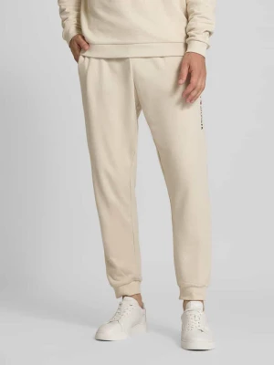 Spodnie dresowe o kroju regular fit z mieszanki bawełny Tommy Hilfiger