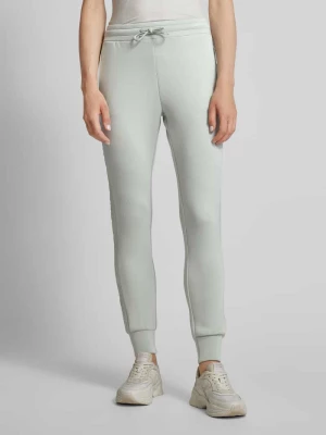 Spodnie dresowe o kroju slim fit z naszywką z logo model ‘ALLIE SCUBA’ Guess Activewear