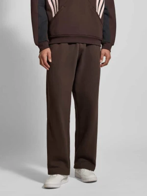 Spodnie dresowe o kroju straight fit z wyhaftowanym logo adidas Originals