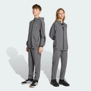 SPODNIE DRESOWE TECH APPAREL Adidas