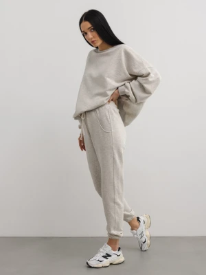 Spodnie dresowe typu jogger w kolorze SILVER MOON - DRIPS-L Marsala