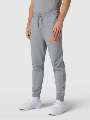 Spodnie dresowe z detalem z logo model ‘Linked’ HUGO
