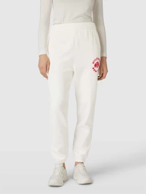 Spodnie dresowe z detalem z logo model ‘VARSITY FLOCK’ Tommy Hilfiger