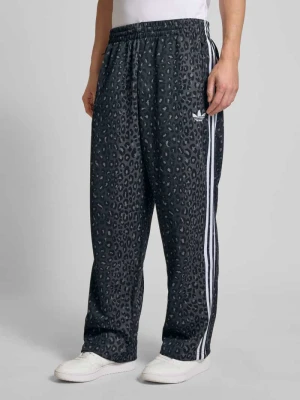 Spodnie dresowe z elastycznym pasem i wyhaftowanym logo adidas Originals