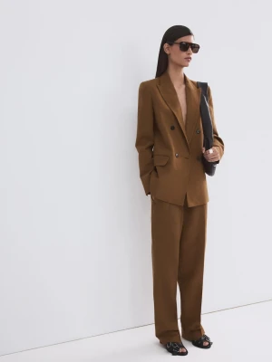 Spodnie garniturowe z lnu z elastyczną talią karmelowy brąz - Kobieta - - MANGO