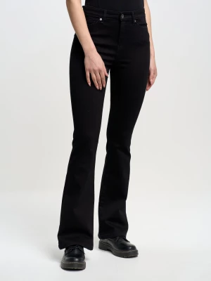Spodnie jeans damskie z rozszerzaną nogawką czarne Clara Flare 995 BIG STAR