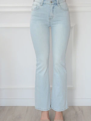 Spodnie jeansowe bootcut jasno niebieskie Lamvi Cocomoda.pl - odzież damska, sukienki, buty, dodatki