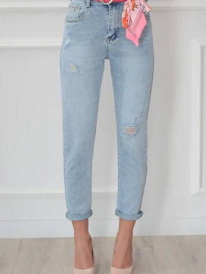 Spodnie jeansowe mom fit z dziurami jasno niebieskie Nemmi Cocomoda.pl - odzież damska, sukienki, buty, dodatki
