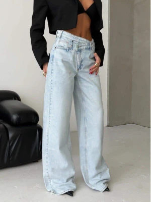 Spodnie jeansy z asymetrycznym pasem MATTY - jasny jeans  magmac 