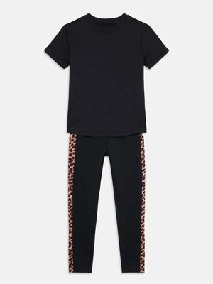 Spodnie legginsy Friboo
