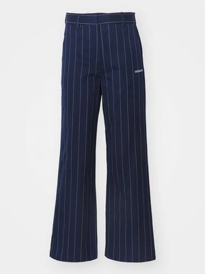 Spodnie materiałowe adidas Originals